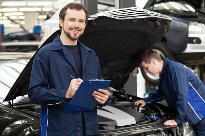 Споры с автодилерами и автосервисами
